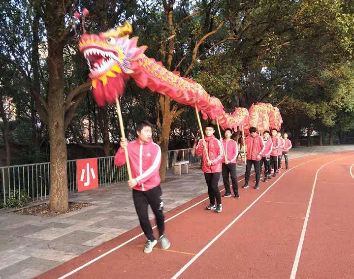 舞龍隊進(jìn)場.jpg